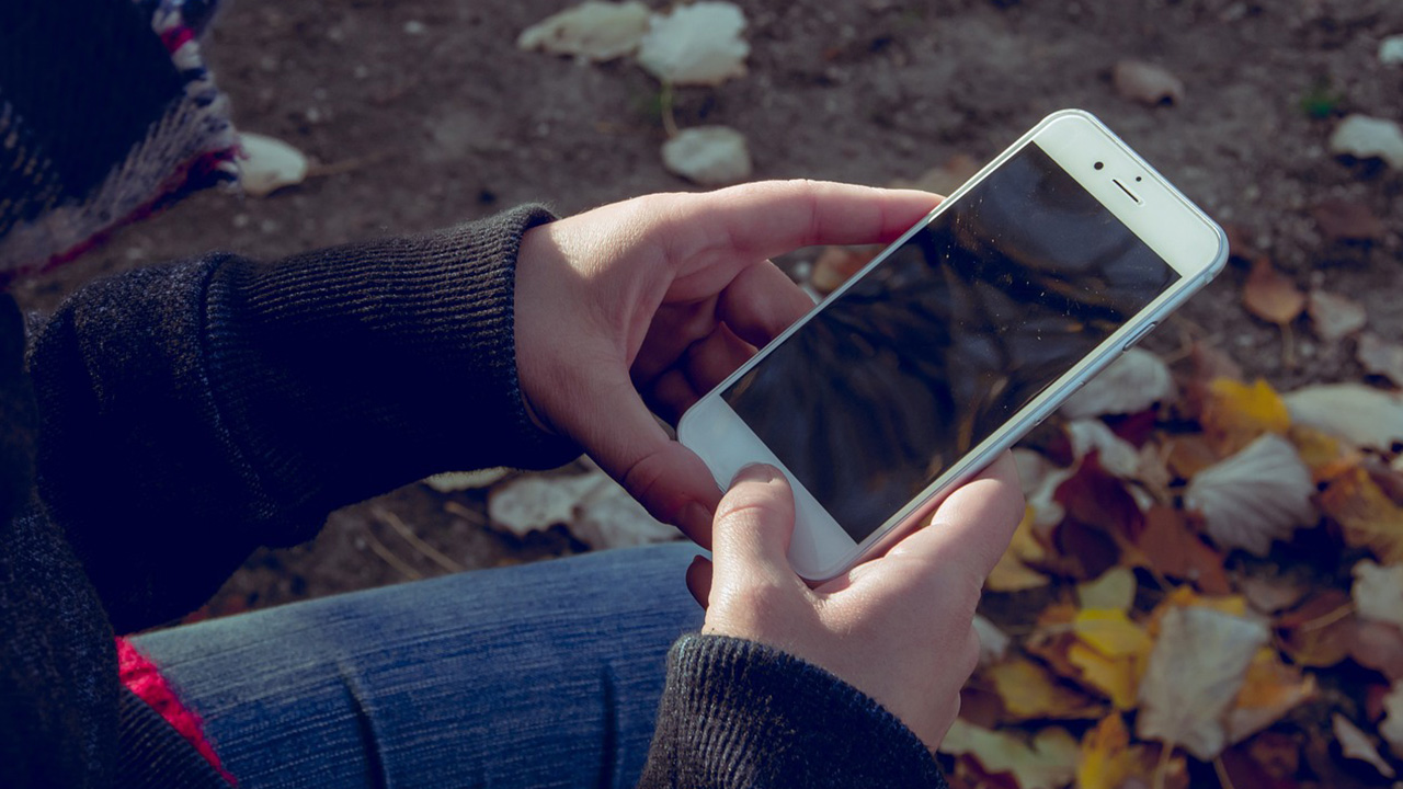 دليلك-الشامل-للحفاظ-على-هاتفك-الذكي-لأطول-فترة-ممكنة