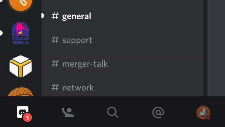 يختبر-تطبيق-التراسل-Discord-على-أندرويد-شريط-تنقل-سفلي