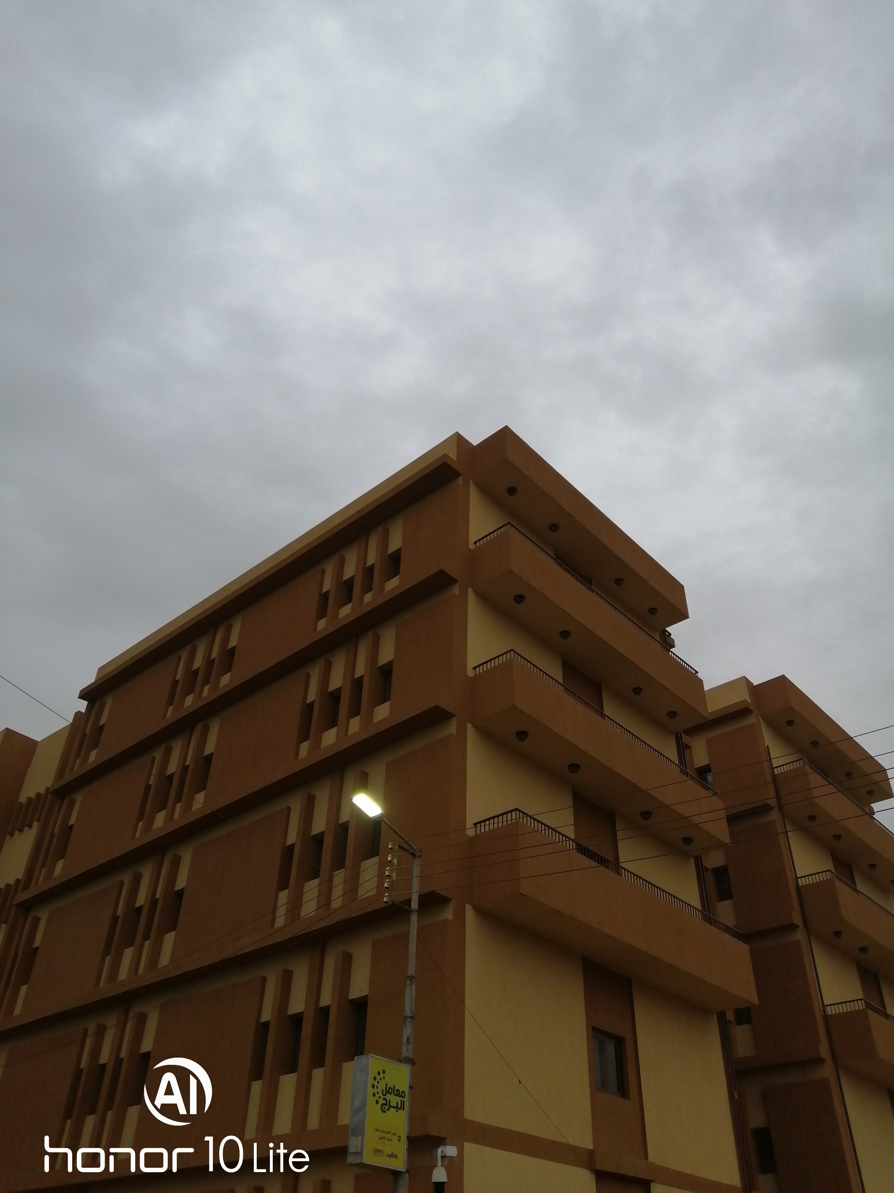 HONOR-10-Lite-المطر-هو-طقس-صعب-ولكن-بعيون-هونر-هو-لغة-ابداع-التصوير