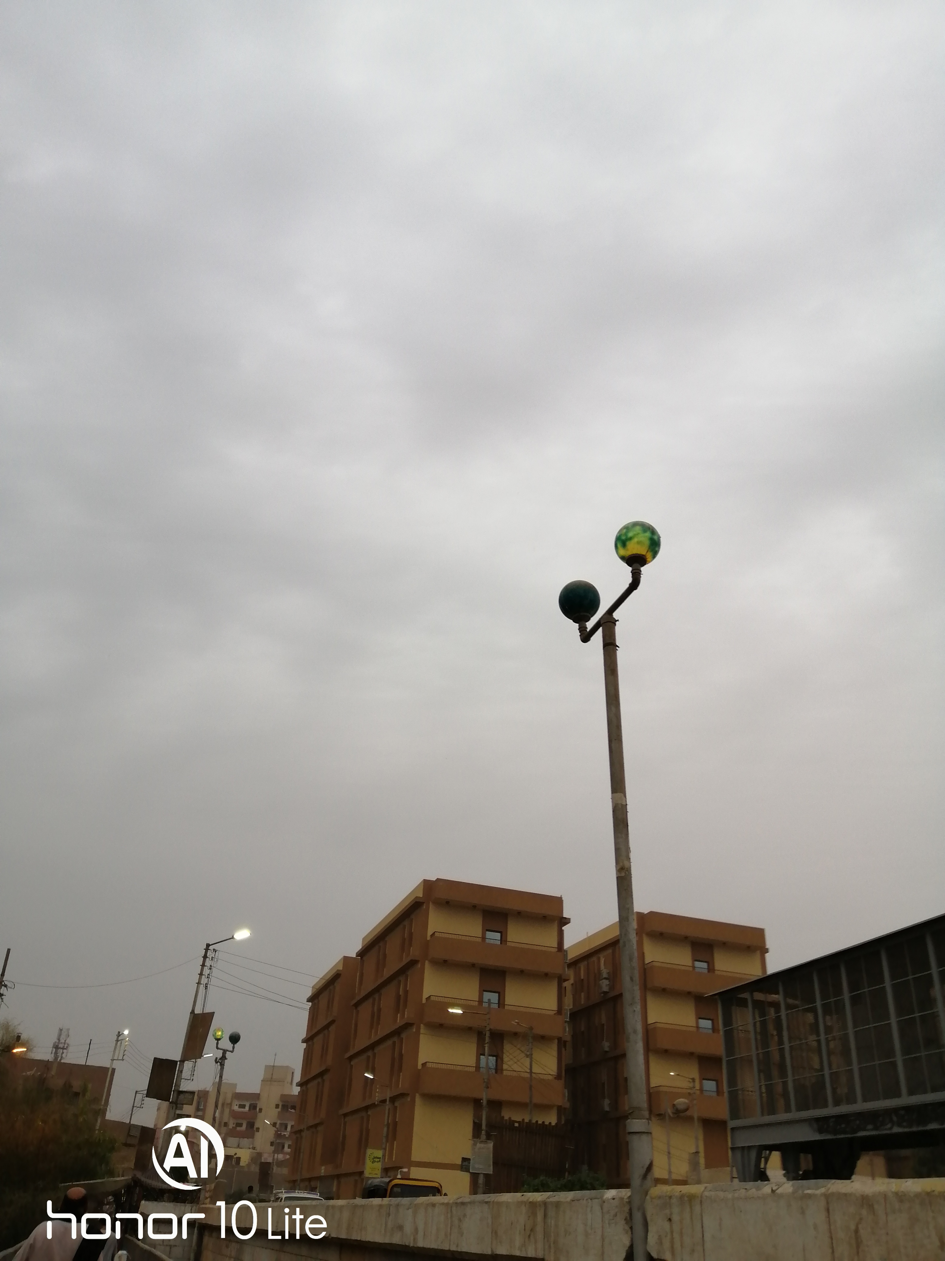 HONOR-10-Lite-المطر-هو-طقس-صعب-ولكن-بعيون-هونر-هو-لغة-ابداع-التصوير