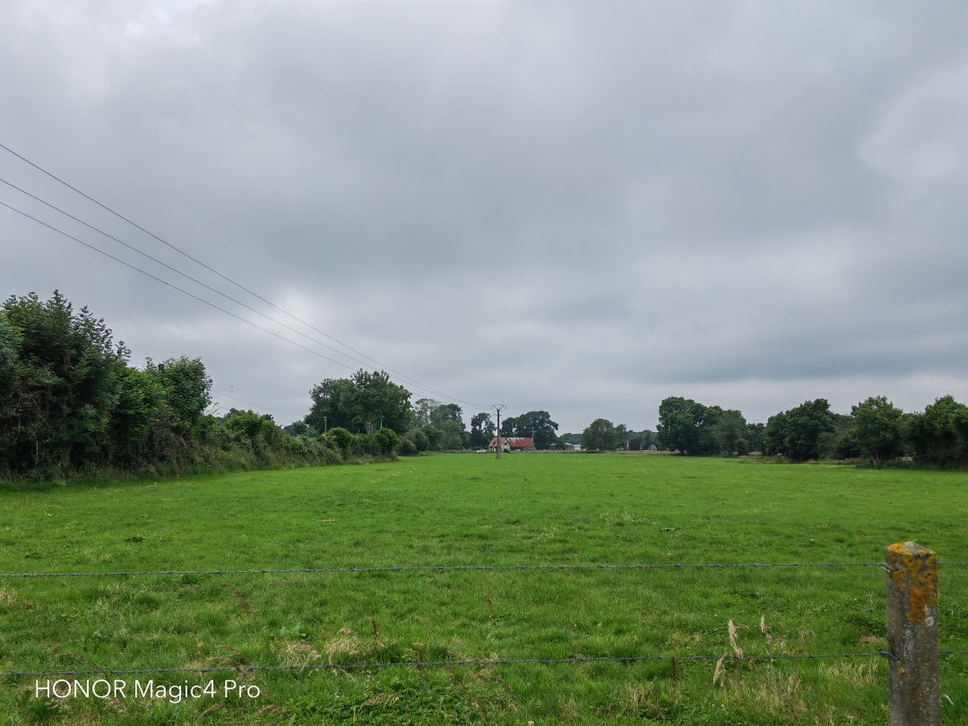 pHiHere-are-three-series-of-photos-in-normal-mode-then-zoom-X30-and