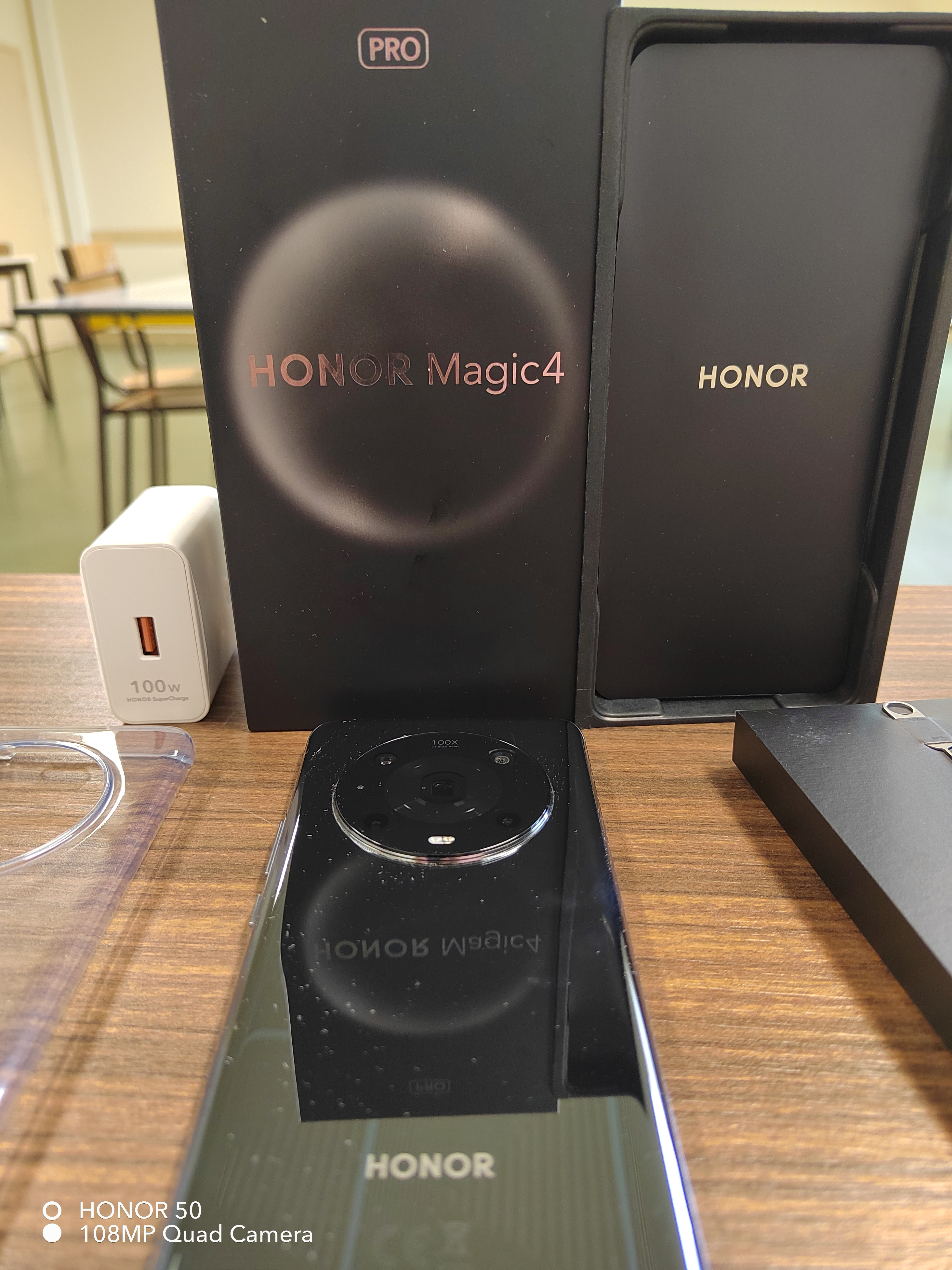 pspan-stylefont-size18pxHello-to-strongall-the-fansstrongbrbrLast