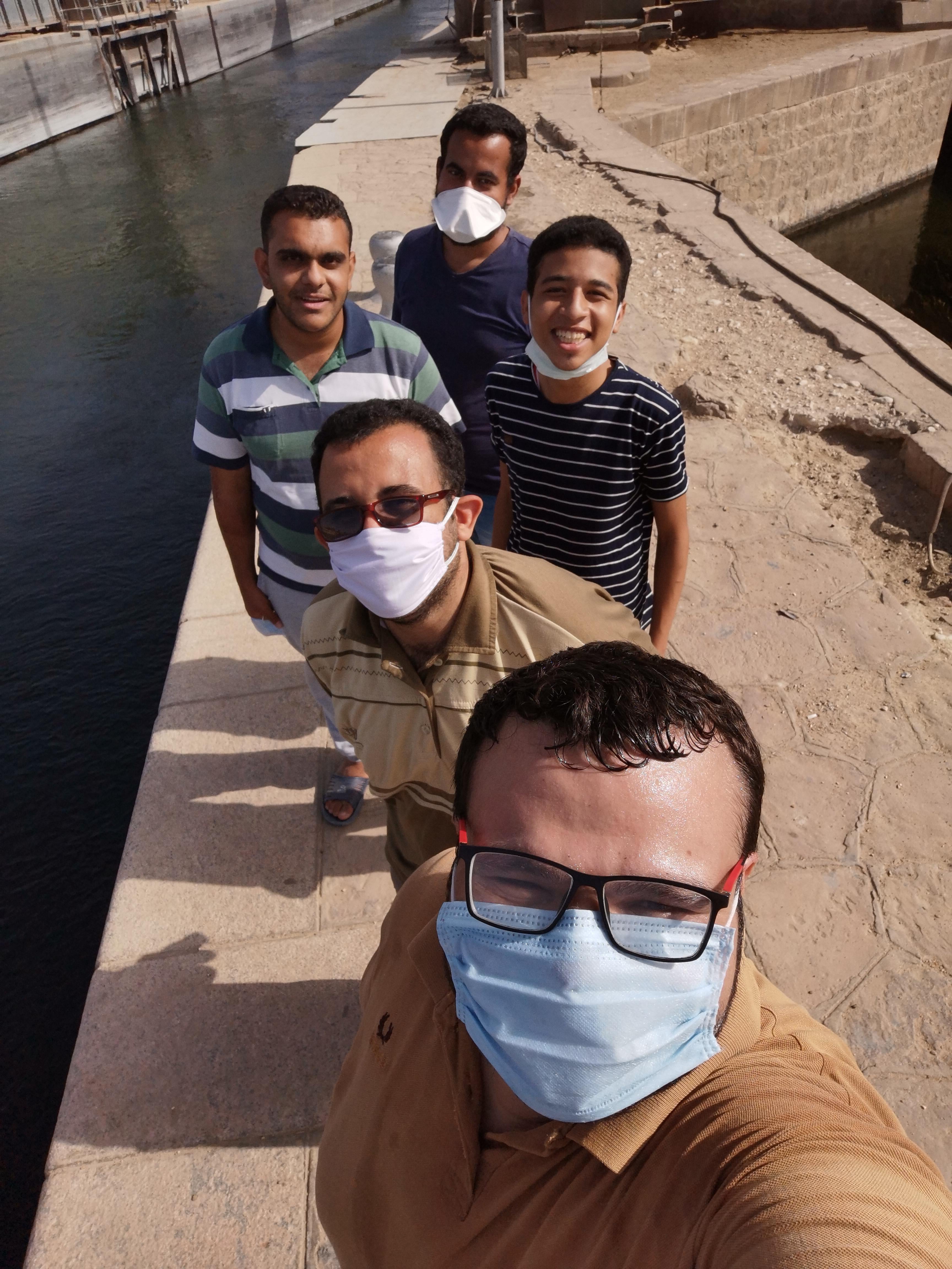 pstrongspan-stylefont-size18pxspanHi-Guysbrspanspanstrongppstrongspan