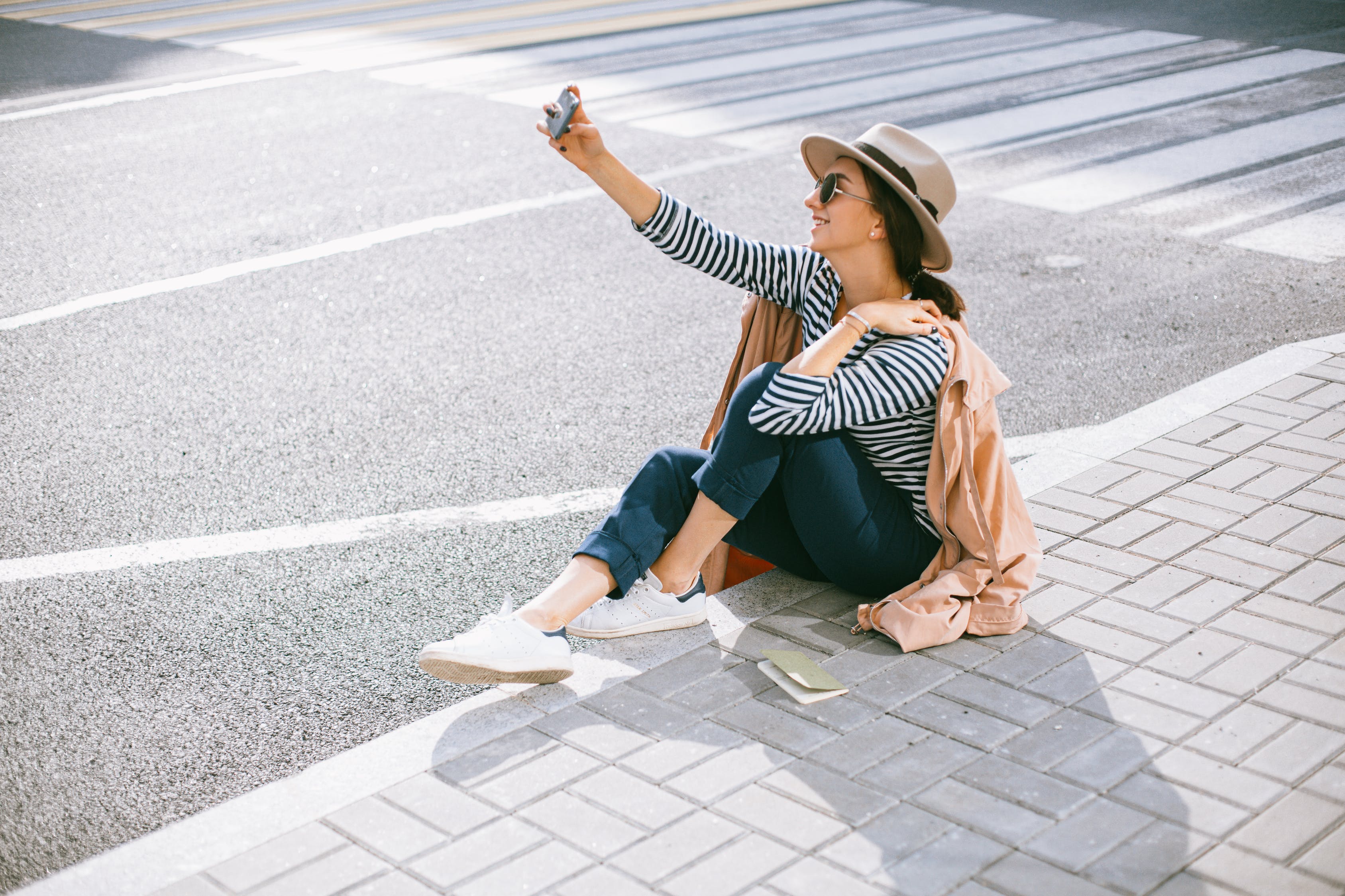 Photography-Tips-The-best-way-to-take-selfies