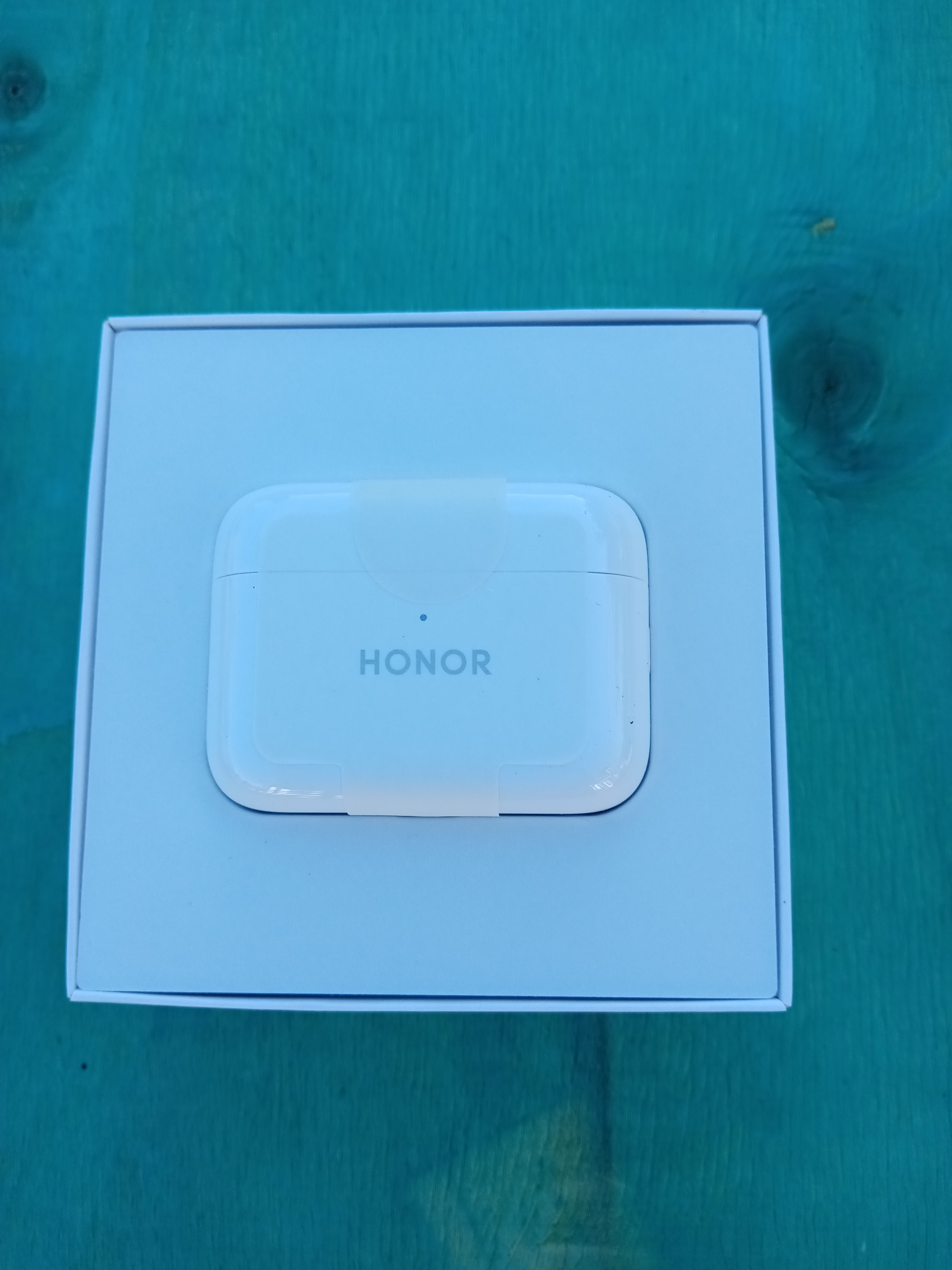 pHippbrppbrppspanA-quick-little-presentation-of-the-Earbuds-2-Lite