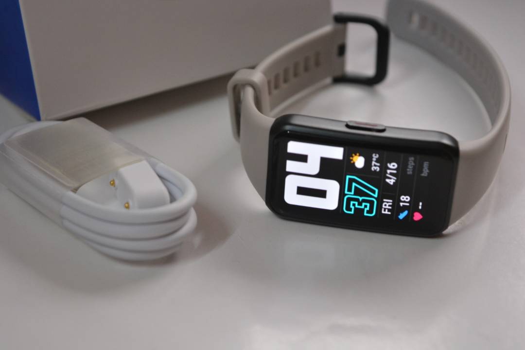 HONOR Band 6 Review] Don't Just Dare To Leap... TAKE THE LEAP with
