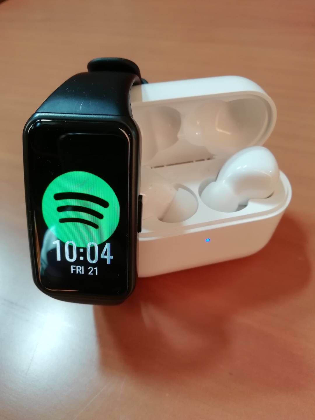 HONOR Band 6 ] - SPOTIFY during a workout | HONOR CLUB (Global)