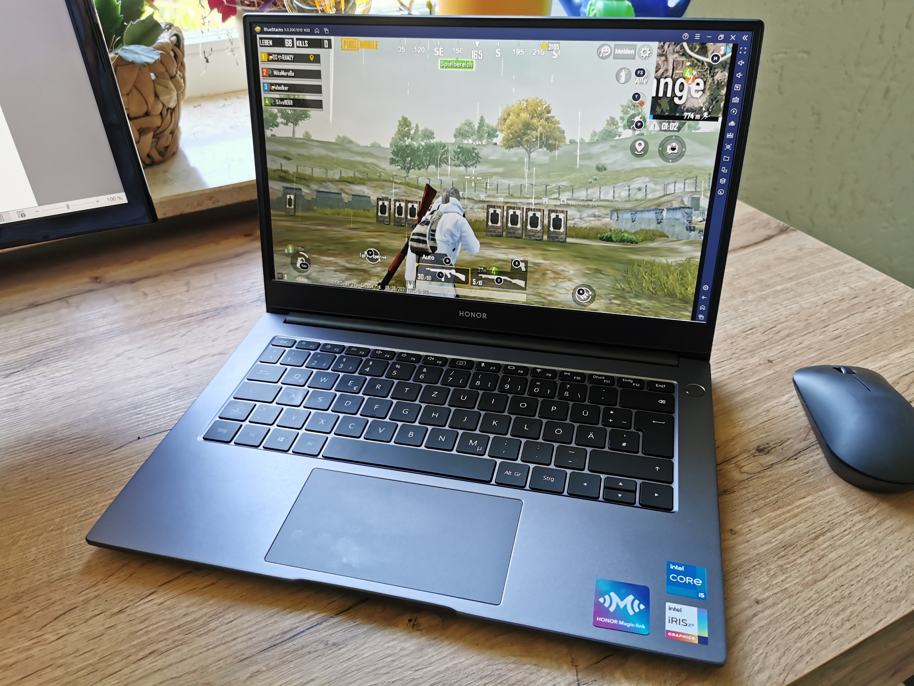 pstrong-styleletter-spacing-009pxHello-HONOR