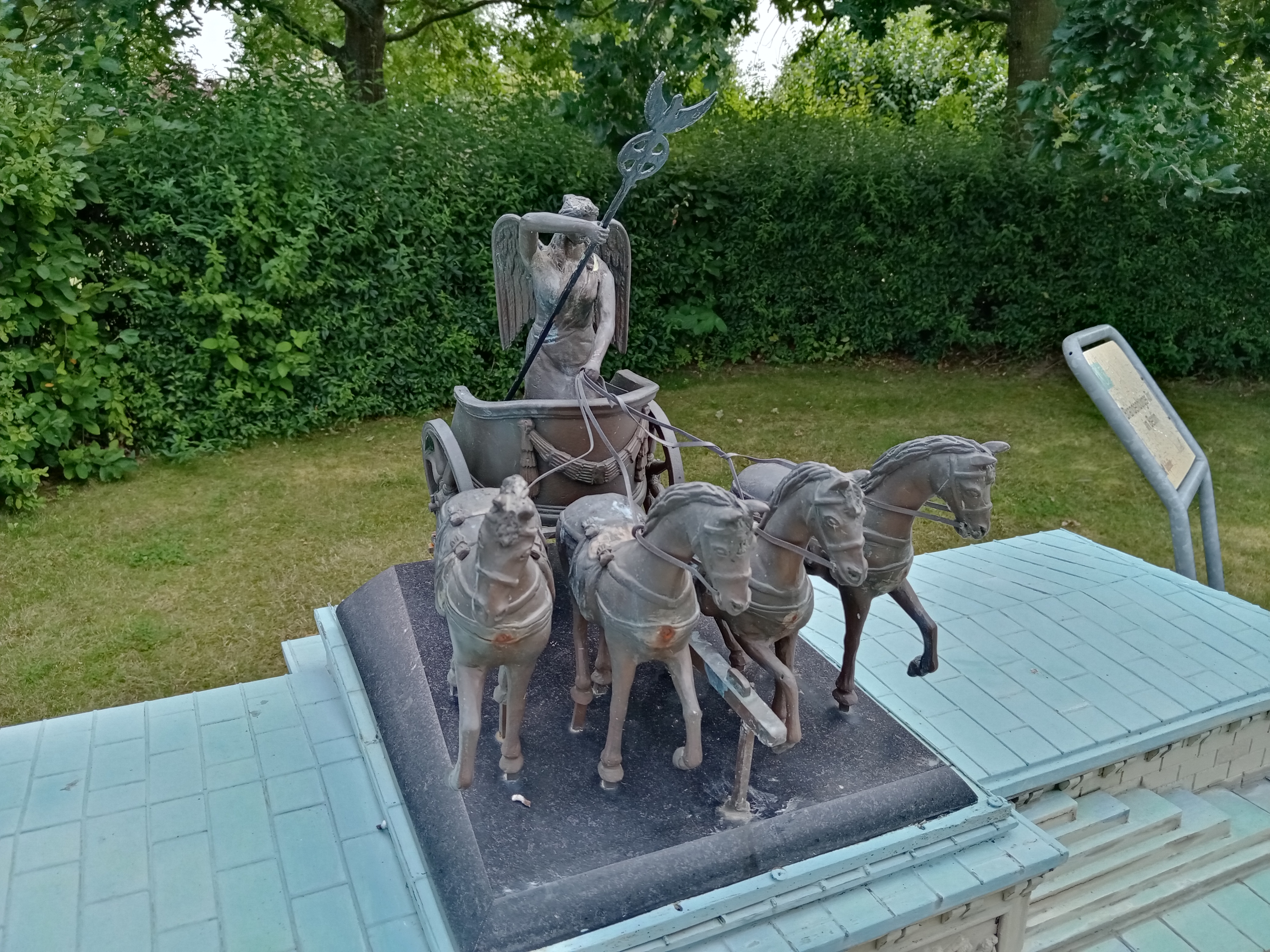 p-styletext-align-centerstrongHi-therenbspstrongpp-styletext-align