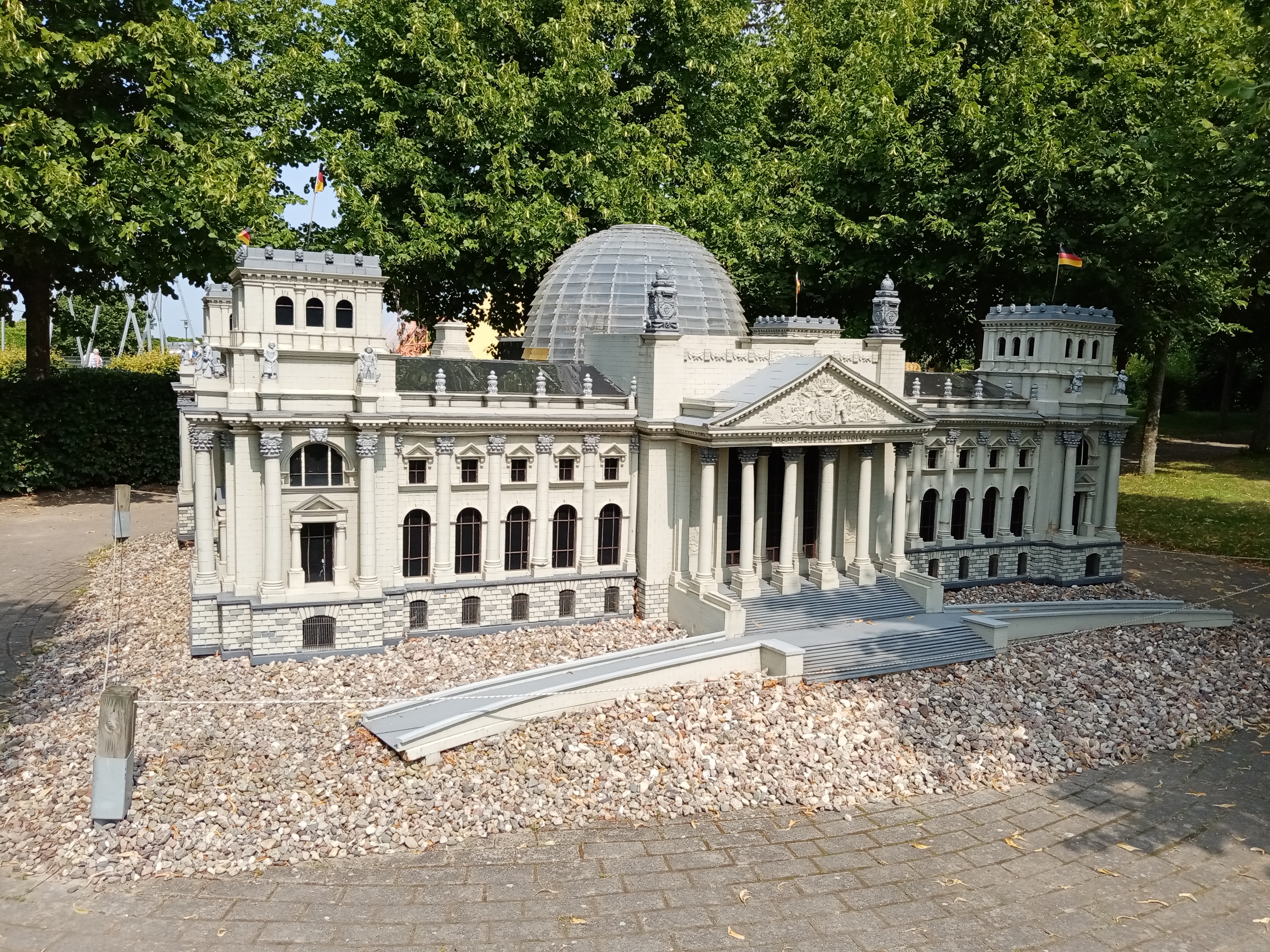 p-styletext-align-centerstrongHi-therenbspstrongpp-styletext-align