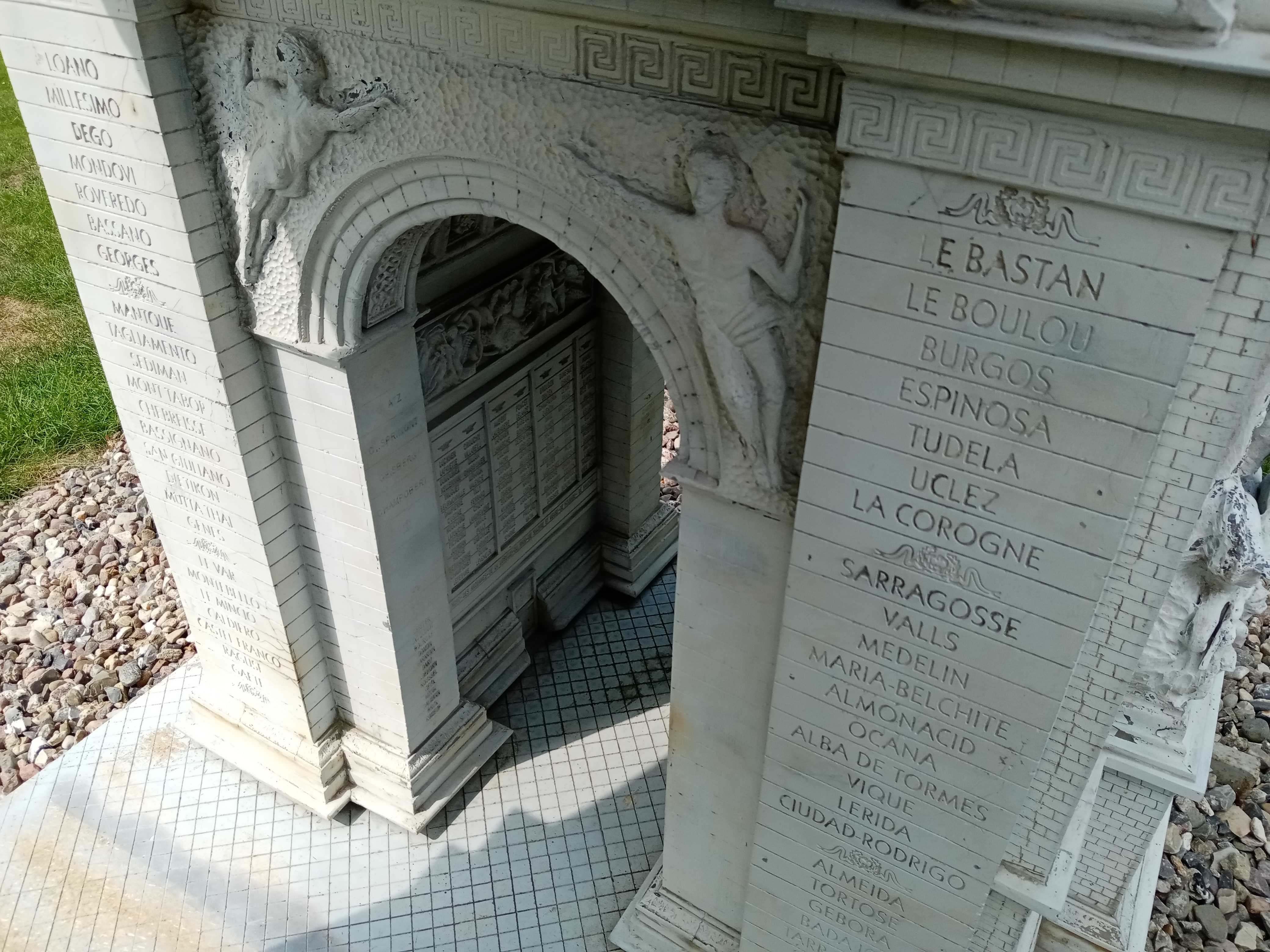 p-styletext-align-centerstrongHi-therenbspstrongpp-styletext-align