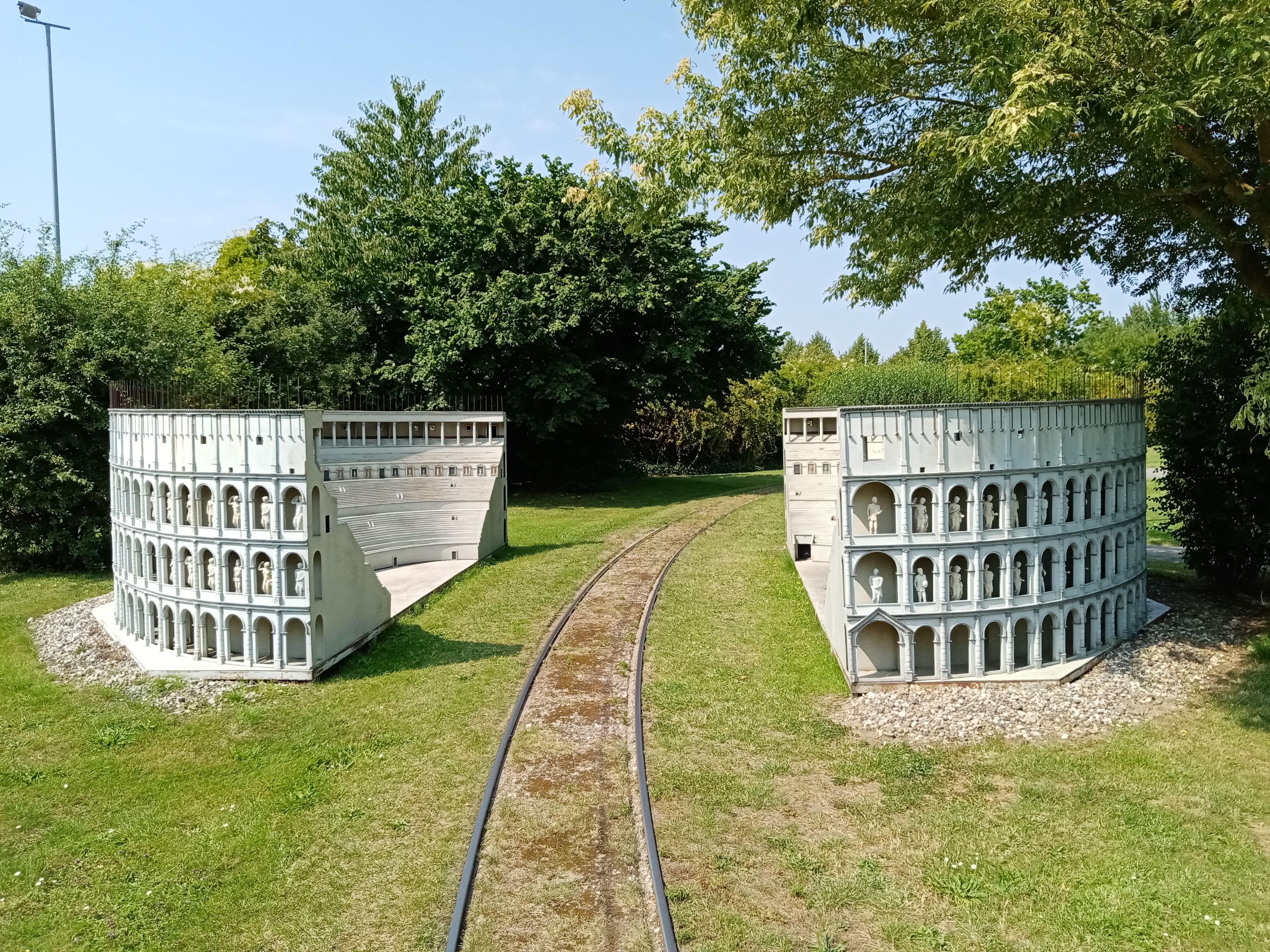 p-styletext-align-centerstrongHi-therenbspstrongpp-styletext-align