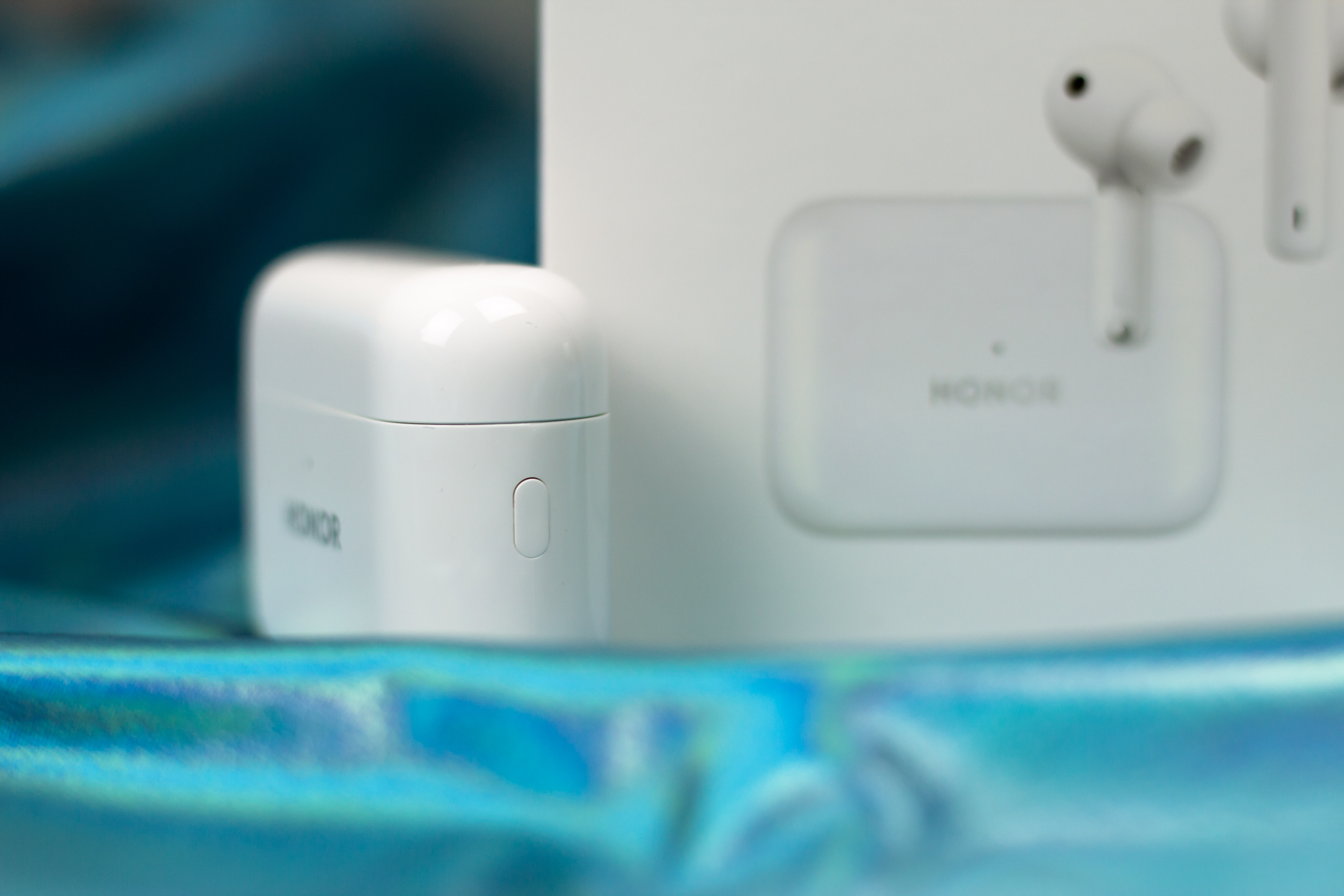 pThe-following-review-was-posted-by-Gilliano-a-fan-on-HONOR-Community