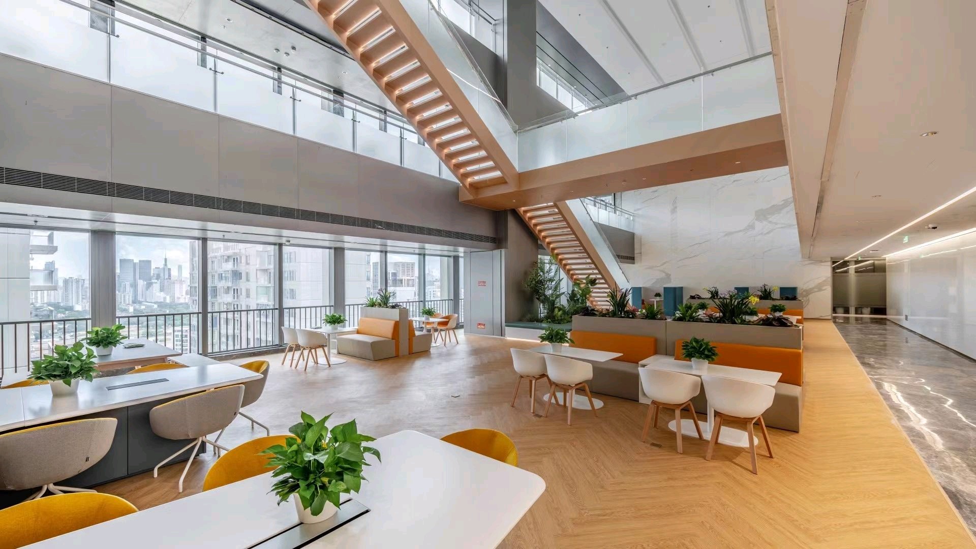 pHi-GuysnbspppAs-we-all-Know-that-HONOR-has-there-New-Headquarters-in