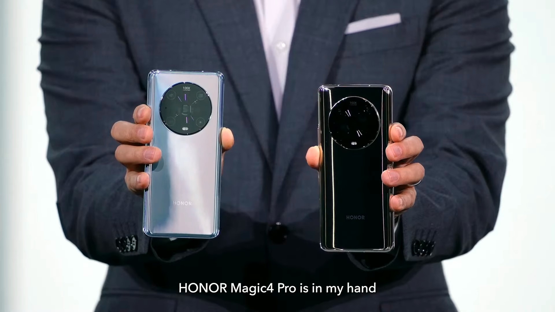 pHelloppbrppbrppbrppYesterday-at-the-MWC-in-Barcelona-Honor-presented