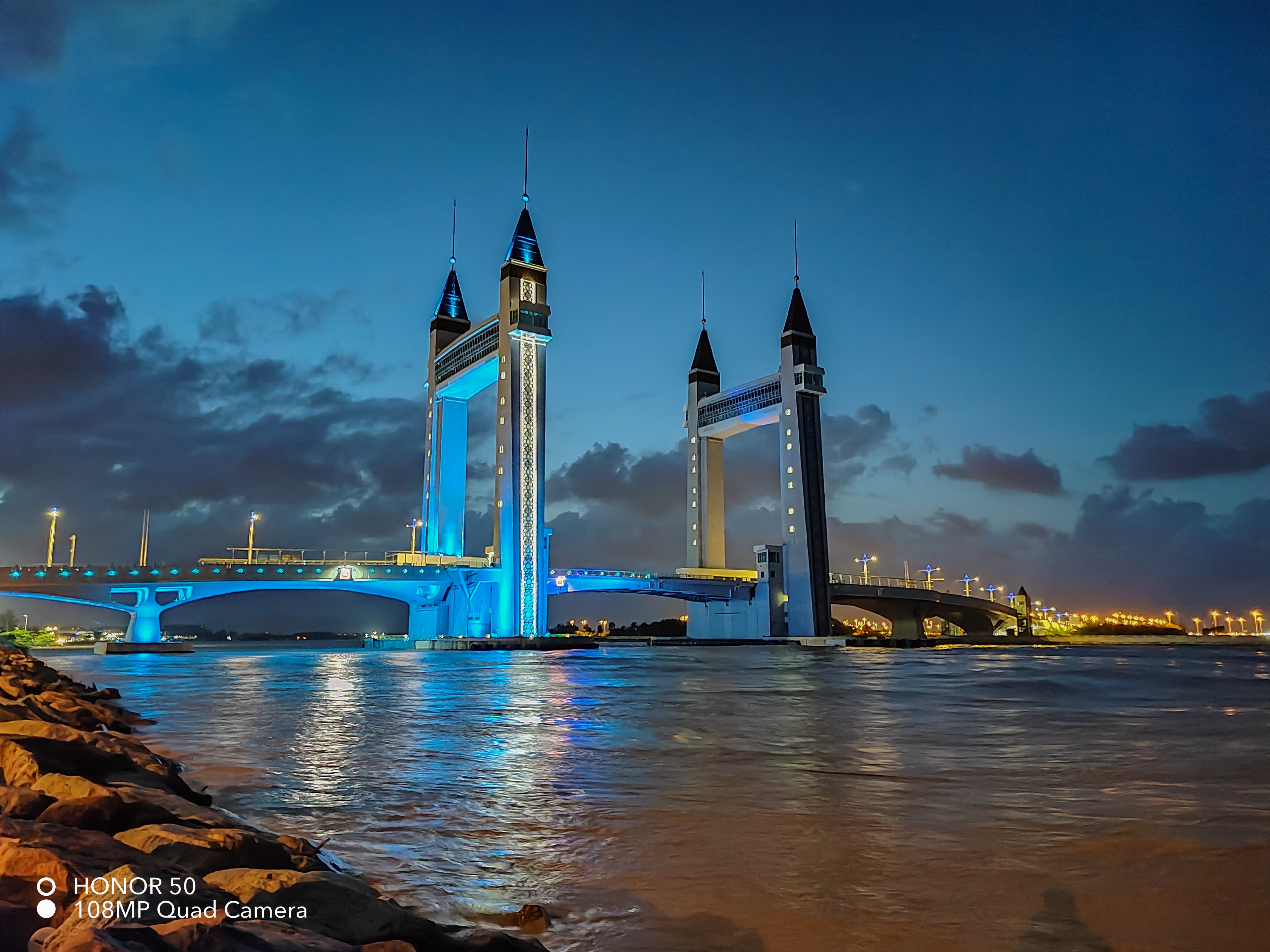 pPreviously-many-friends-asked-me-about-the-quality-of-the-Honor-50