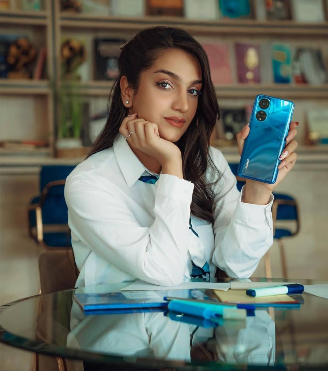 pHi-HONOR-FansnbspppA-new-Surprise-Phone-HONOR-has-launched-it-from