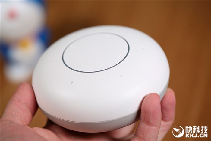 NOTICIAS-Conoce-a-YOYO-Altavoz-con-asistente-virtual