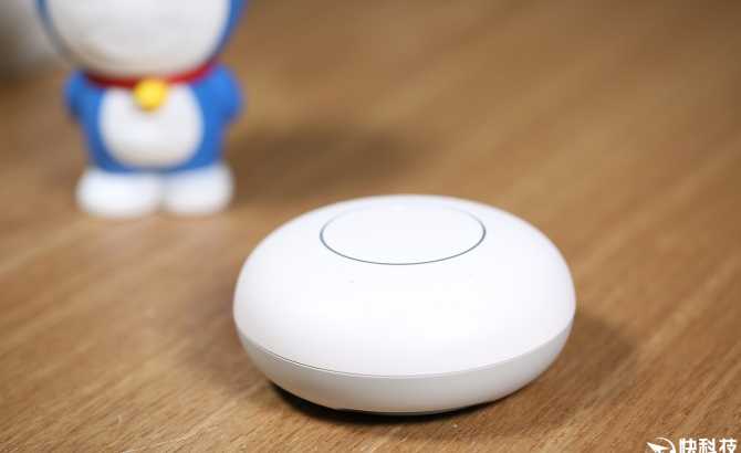 NOTICIAS-Conoce-a-YOYO-Altavoz-con-asistente-virtual