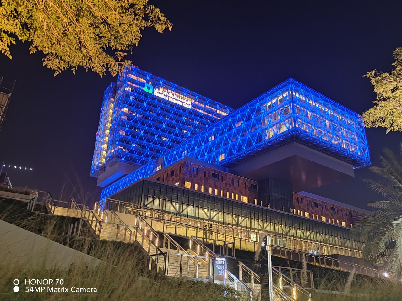 p-styletext-align-centerspan-stylefont