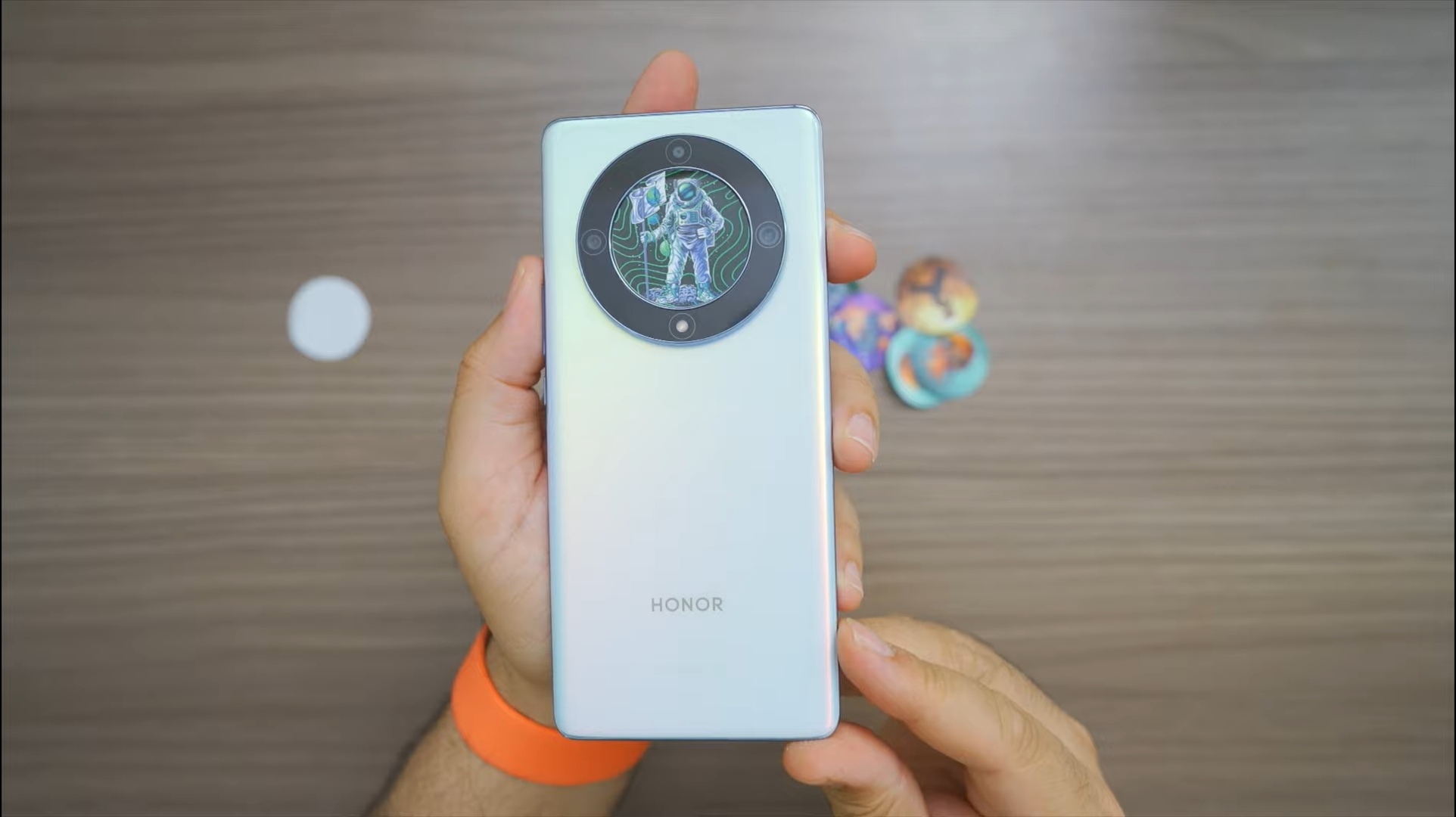 pstrongمرحبا-رفاق-هونرnbspstrongppstrongما-أجملها-من-شاشة-بألوان-مميزة