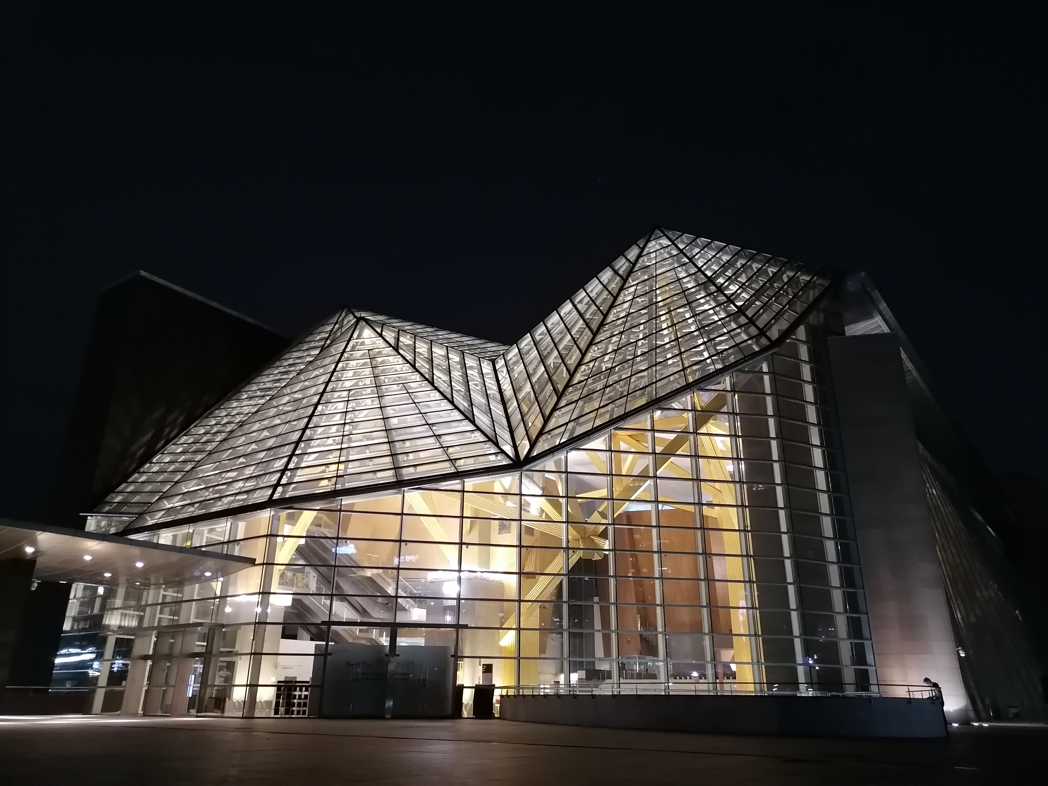 التقط-الصور-كالمحترفين-مع-كاميرا-هاتف-HONOR-10X-Lite