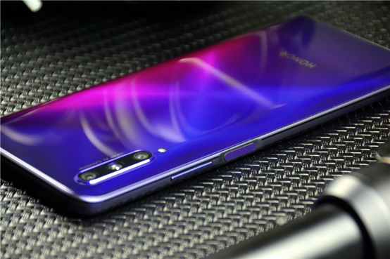 -مراجعة-تجربتي-مع-جهاز-HONOR-9X-PRO-بعد-مرور-شهر