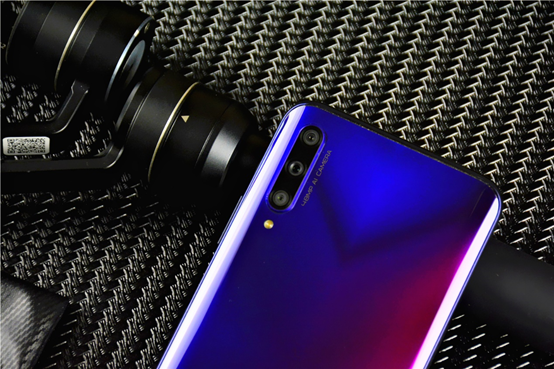 -مراجعة-تجربتي-مع-جهاز-HONOR-9X-PRO-بعد-مرور-شهر