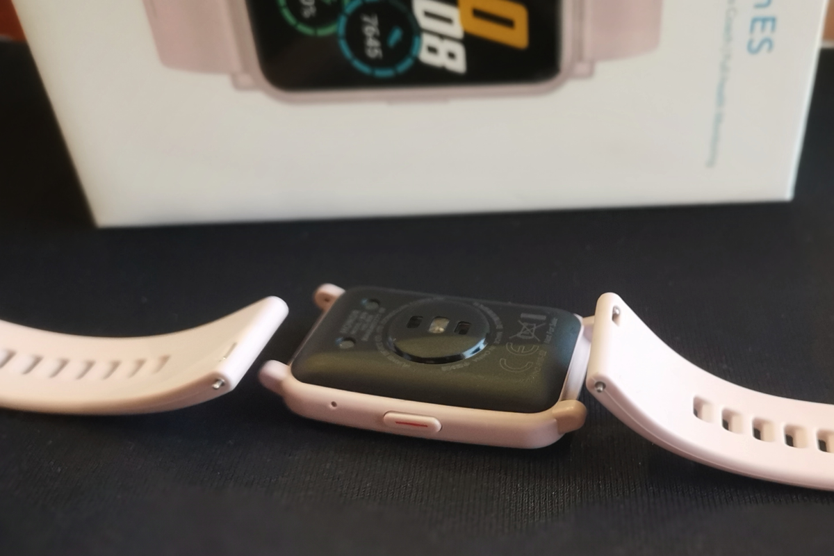 فتح-صندوق-الساعة-الرائعة---HONOR-Watch-ES-