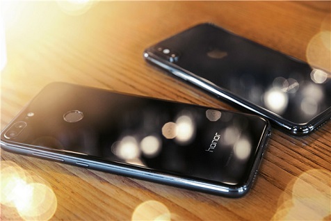 pThenbspHonor-9-Lite-brings-a-premium-looking-With-the-beautiful