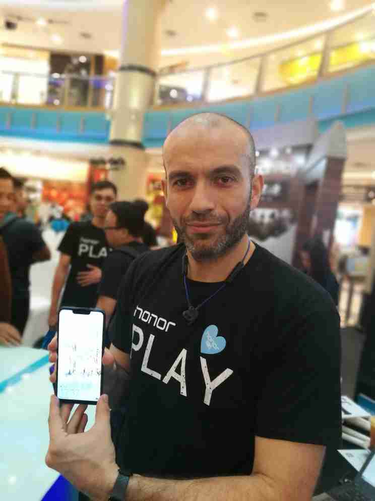 Snap-Look-into-Honor-Play