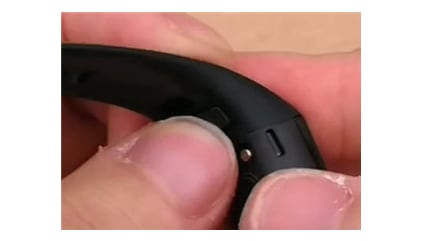 HONOR-Content-Crew-How-to-Replace-the-Honor-Band-4-amp-5-Band-Strap