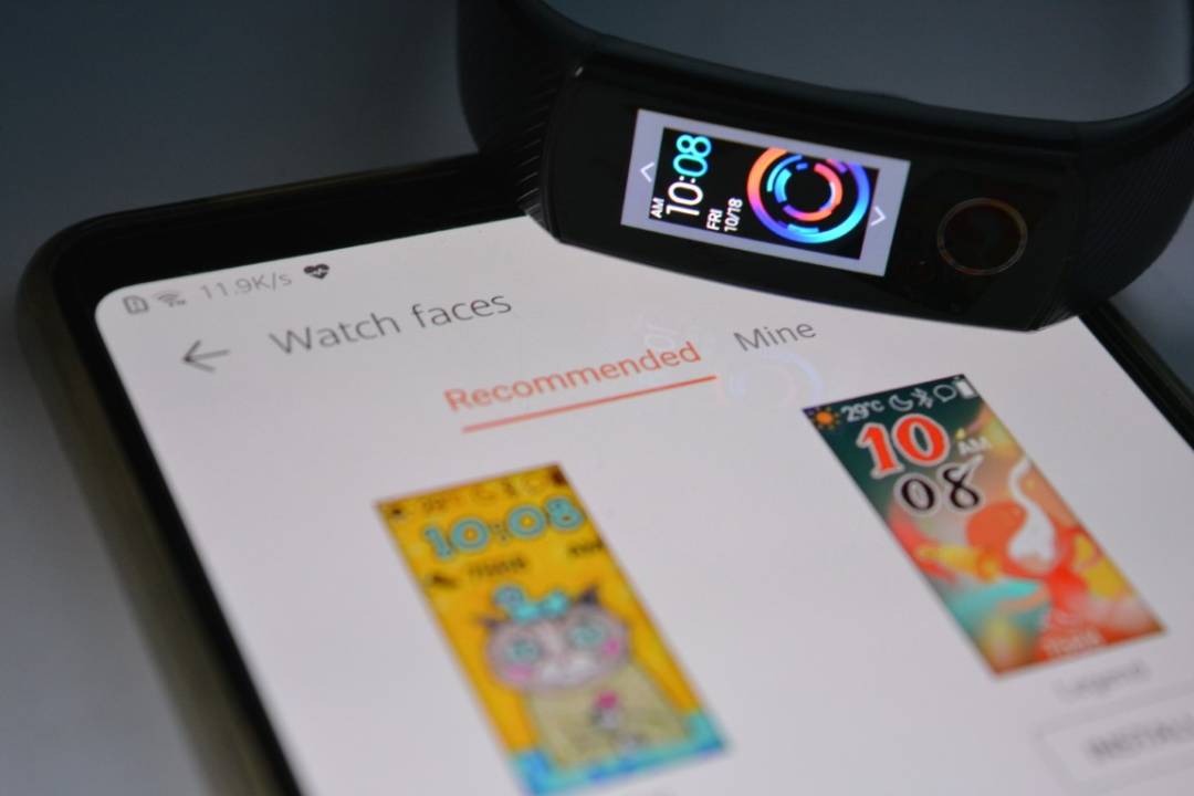 Tips-How-to-get-Watch-Faces-Store-for-HONOR-Band-5-amp-HONOR-MAGIC