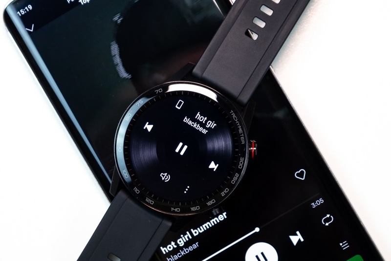 Honor-Content-Crew-How-to-play-music-on-Honor-MagicWatch-2