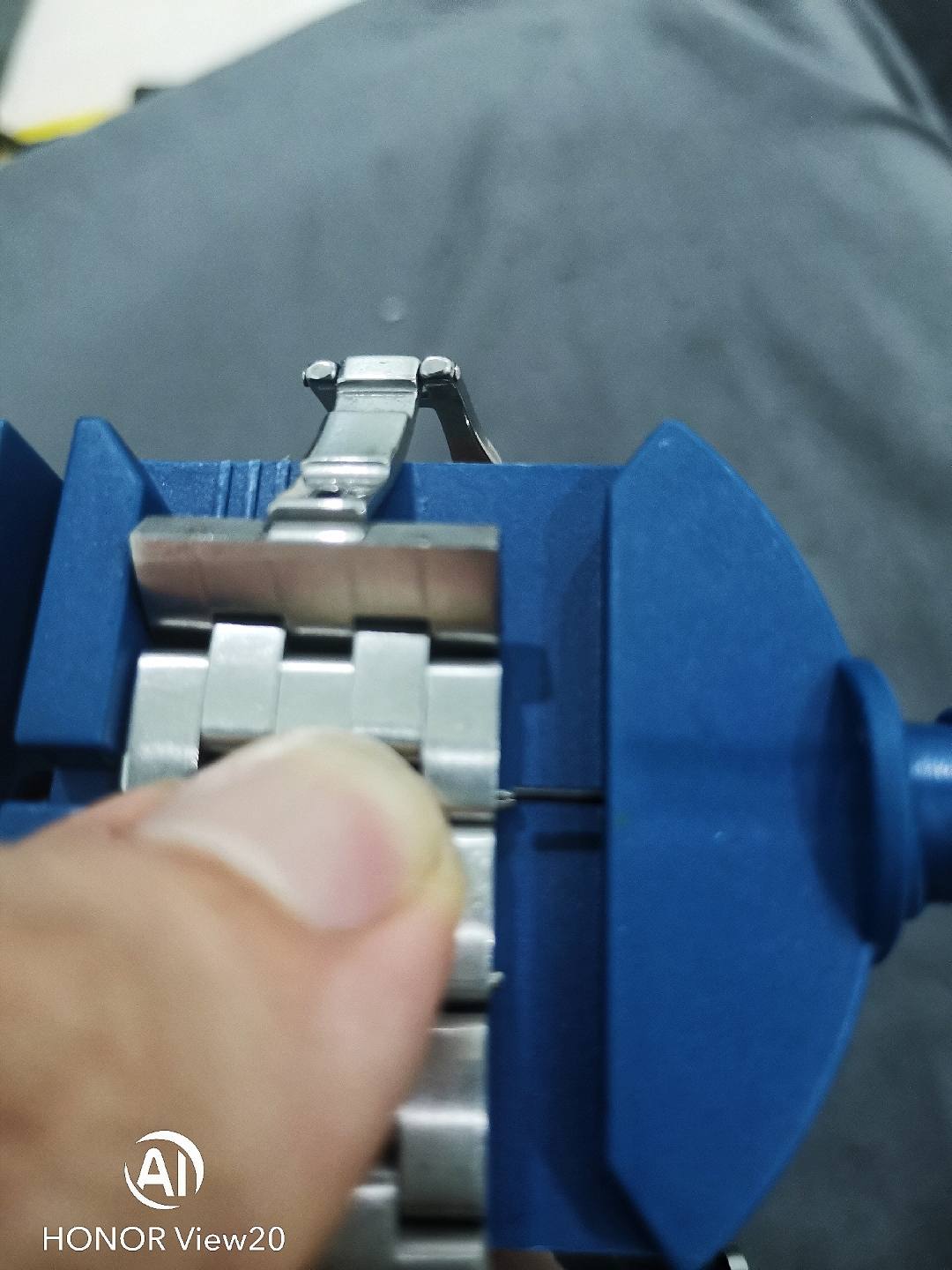 HONOR-Content-CrewTips-and-Tricks-Band-Smart-Watch-Length-Adjustment