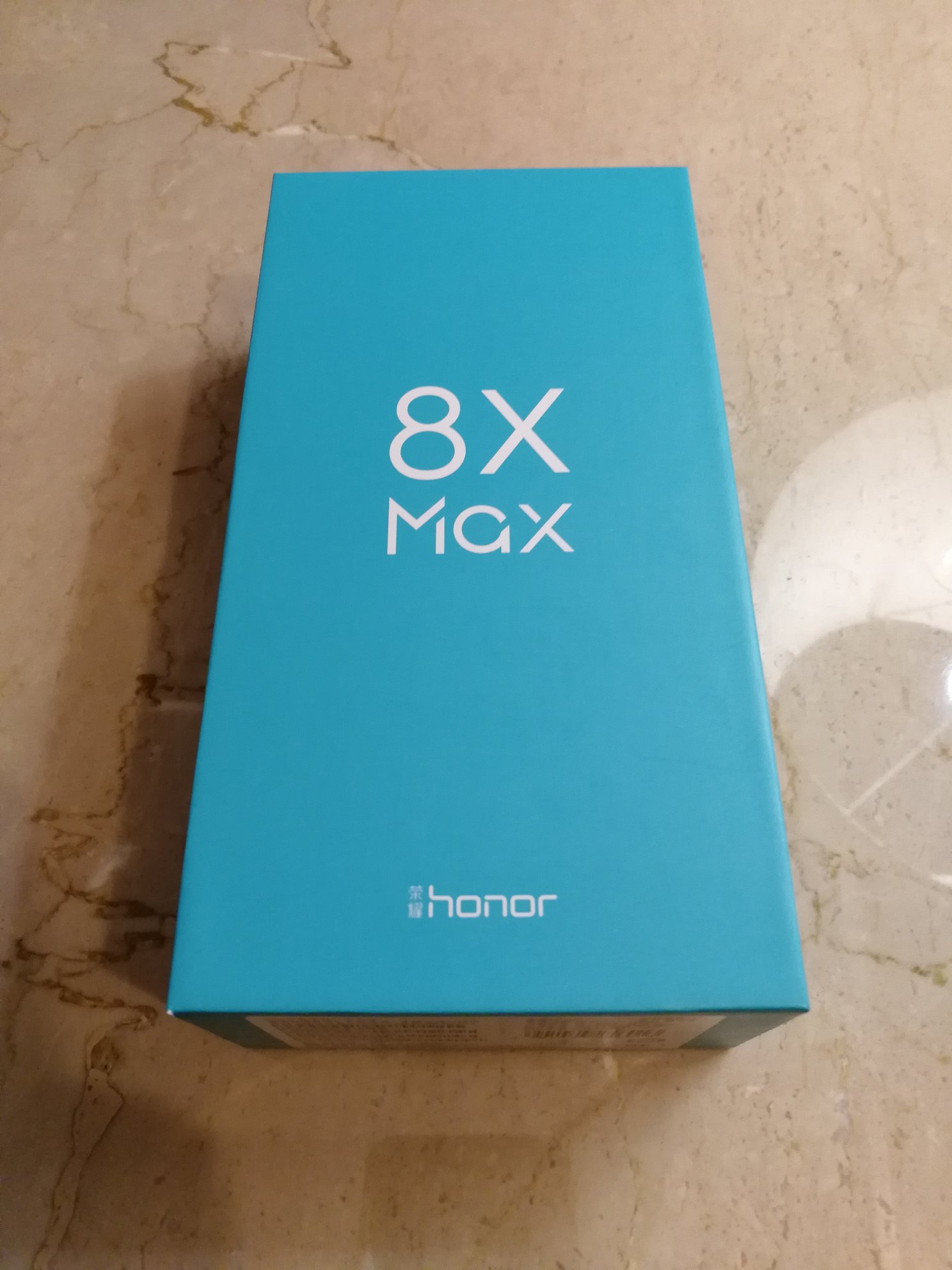 UnboxingReview-amp-QampA-Big-Brother-of-8x-HONOR-8X-MAX