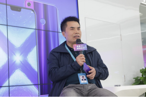 News-The-HONOR-8X-Testing-the-Limits