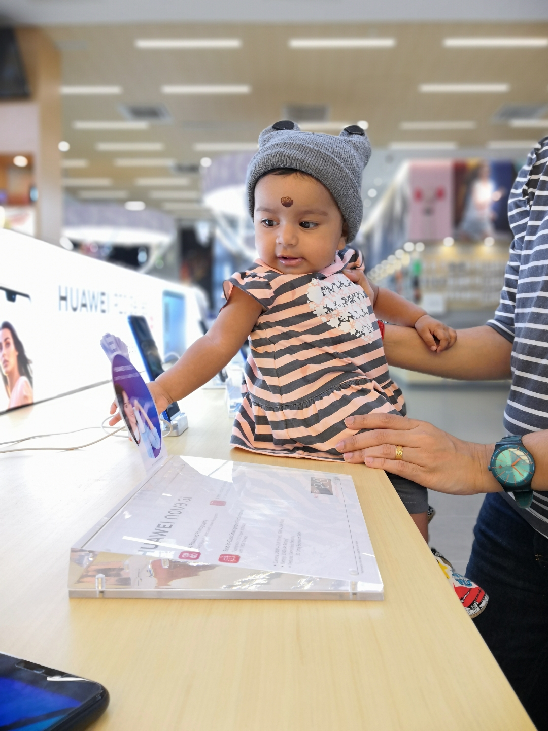 Honor-play-better-than-Huawei-p10