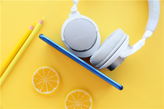 Honor-9-Lite-Best-Budget-Premium-Smartphone-2018