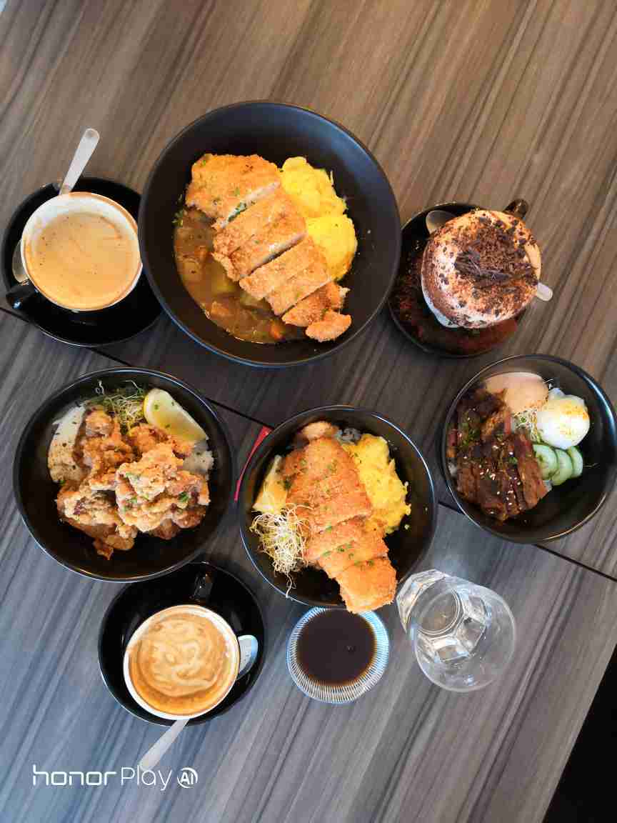 Honor-Play---More-Than-Just-A-Game-Phone