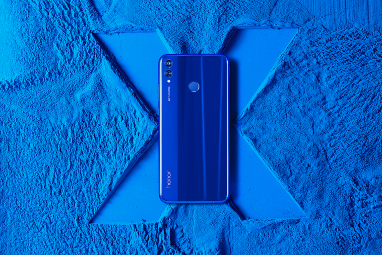 HONOR-8X-Is-a-Great-Last-minute-Stocking-Filler