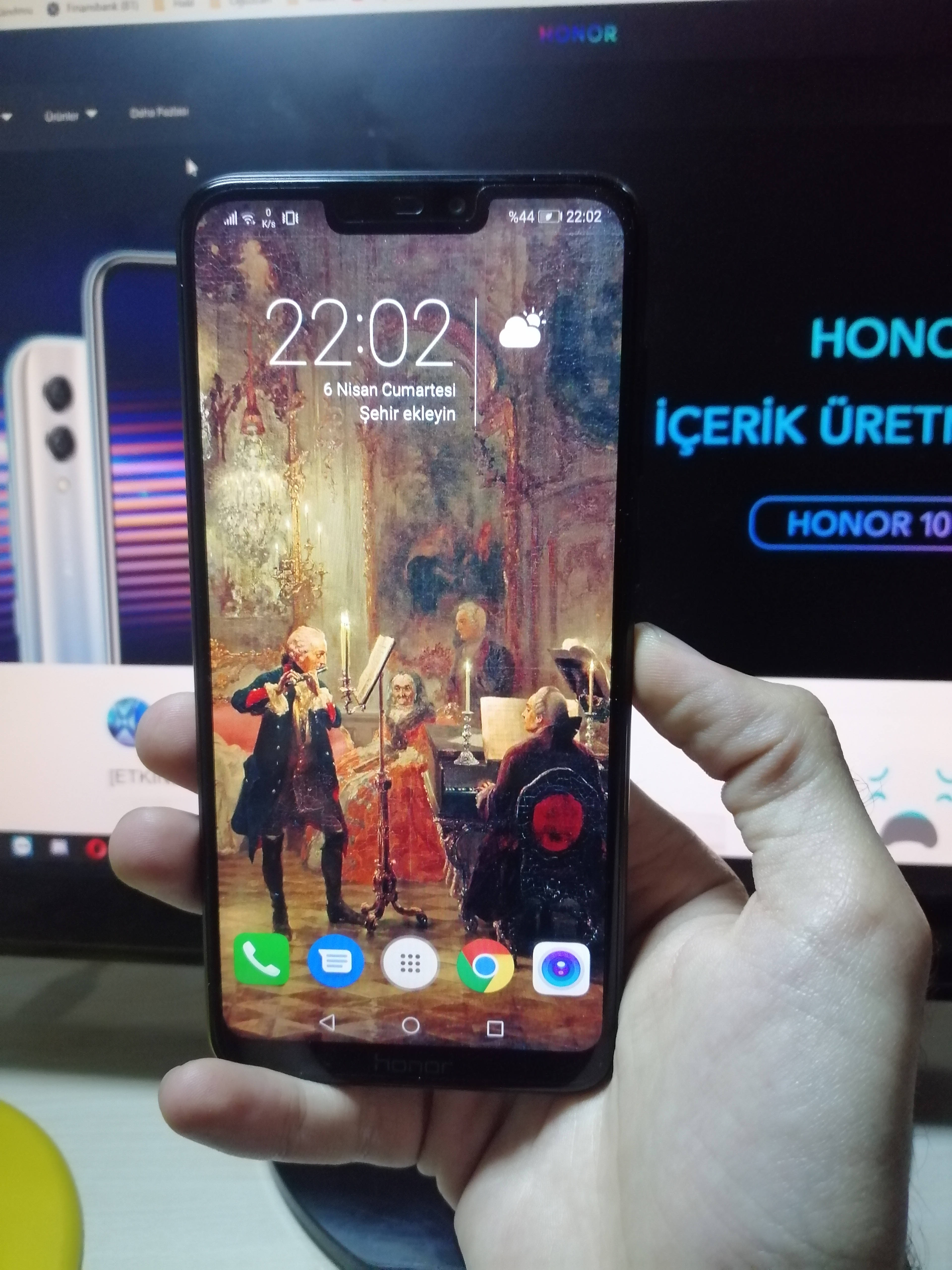 Honor-8C-vs-Honor-8X-Tasarım-Karşılaştırması