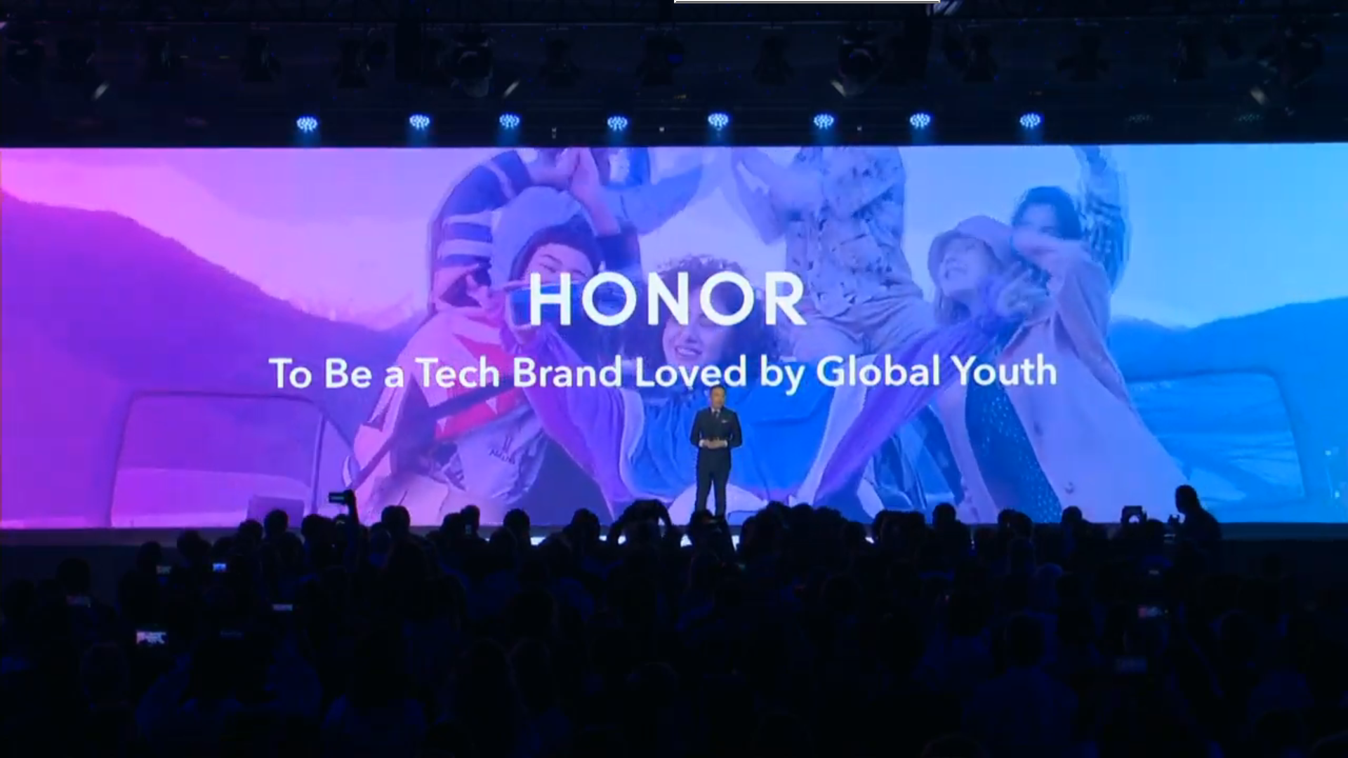 Honor-20-Serisi-Tasarım-Harikası-Cihazları-Keşfedin