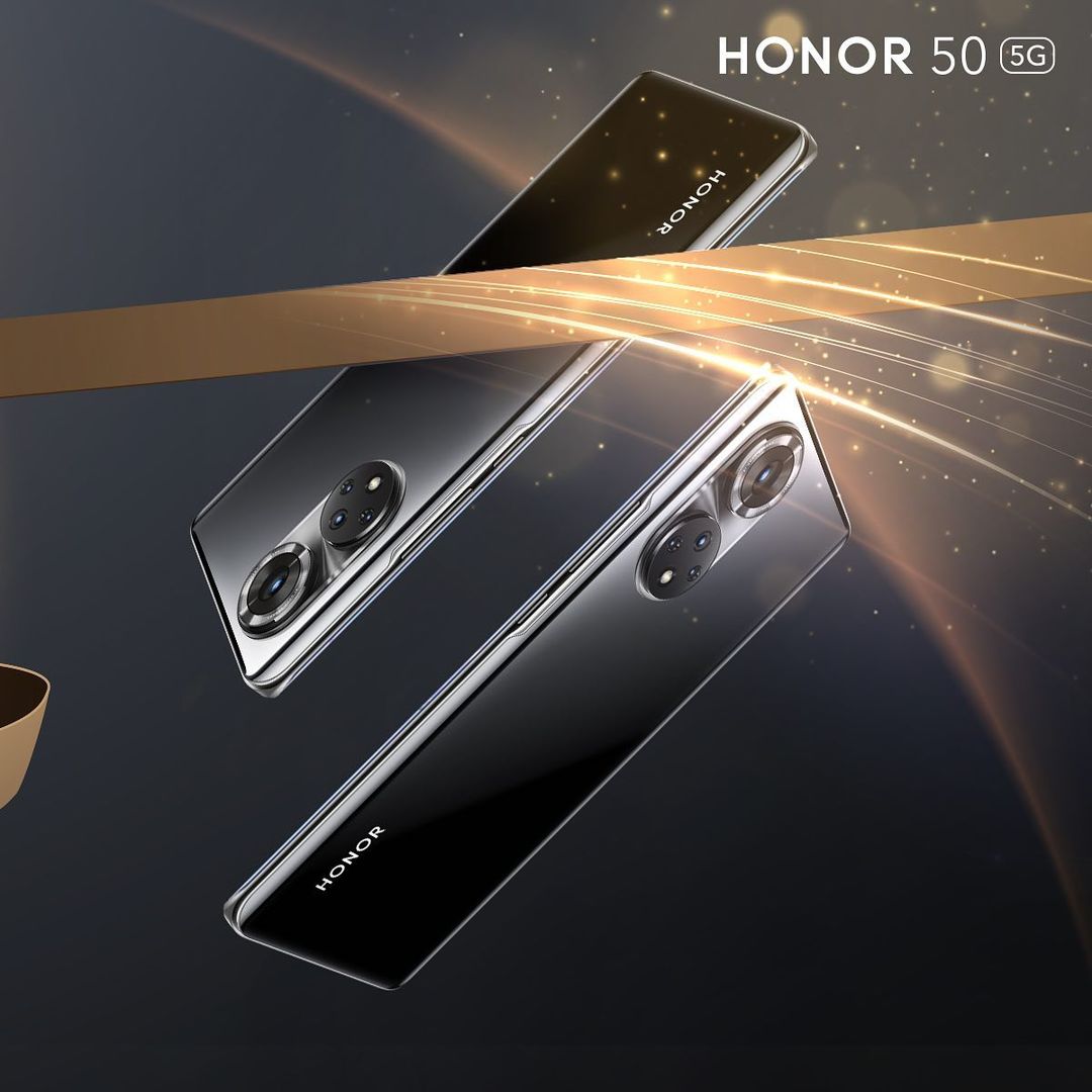 pspanHONOR-50-şu-anda-Türkiyede-Zümrüt-Yeşili-ve-Gece-Siyahı-rengi